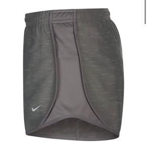 Nike Dri-FIT Tempo Shorts
